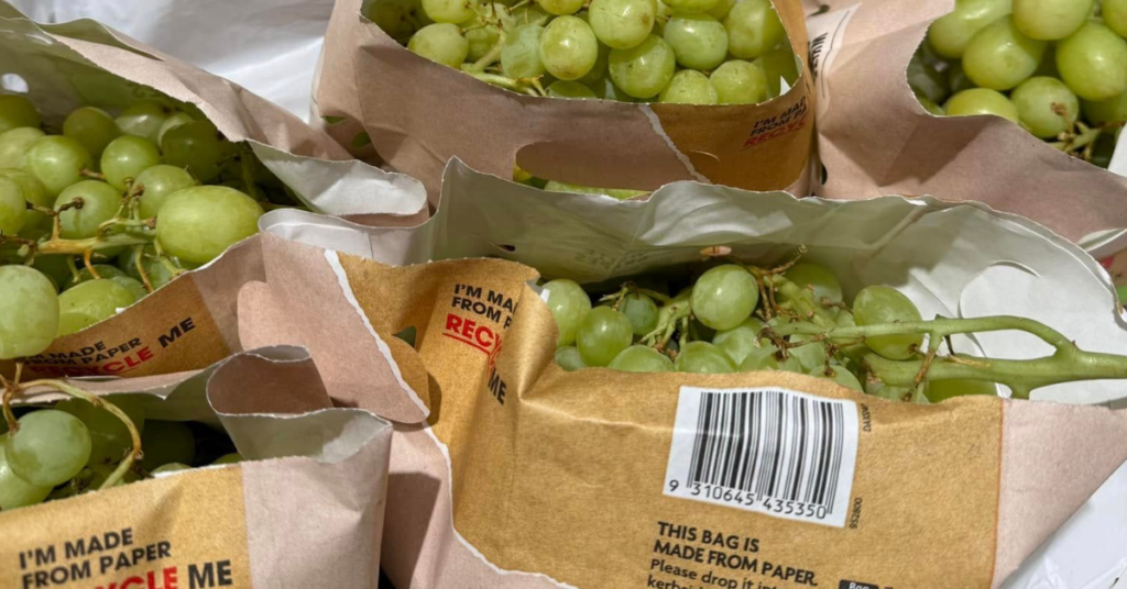 Warriewood Coles Leads Plastic Reduction Effort with Paper Grape Bags